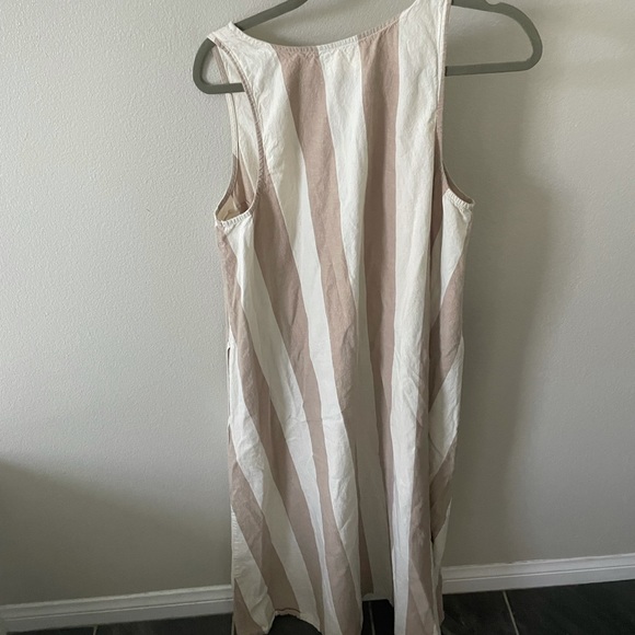 Lou & Grey Dress - Picture 2 of 3